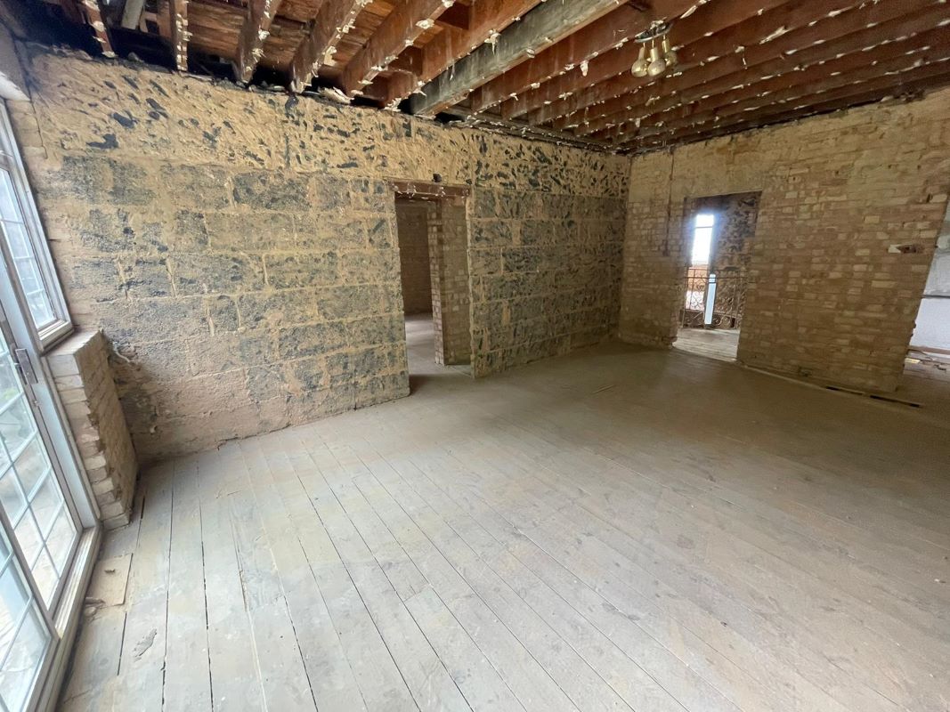 95 West Heath Road, West Hampstead, London, NW3 7TN