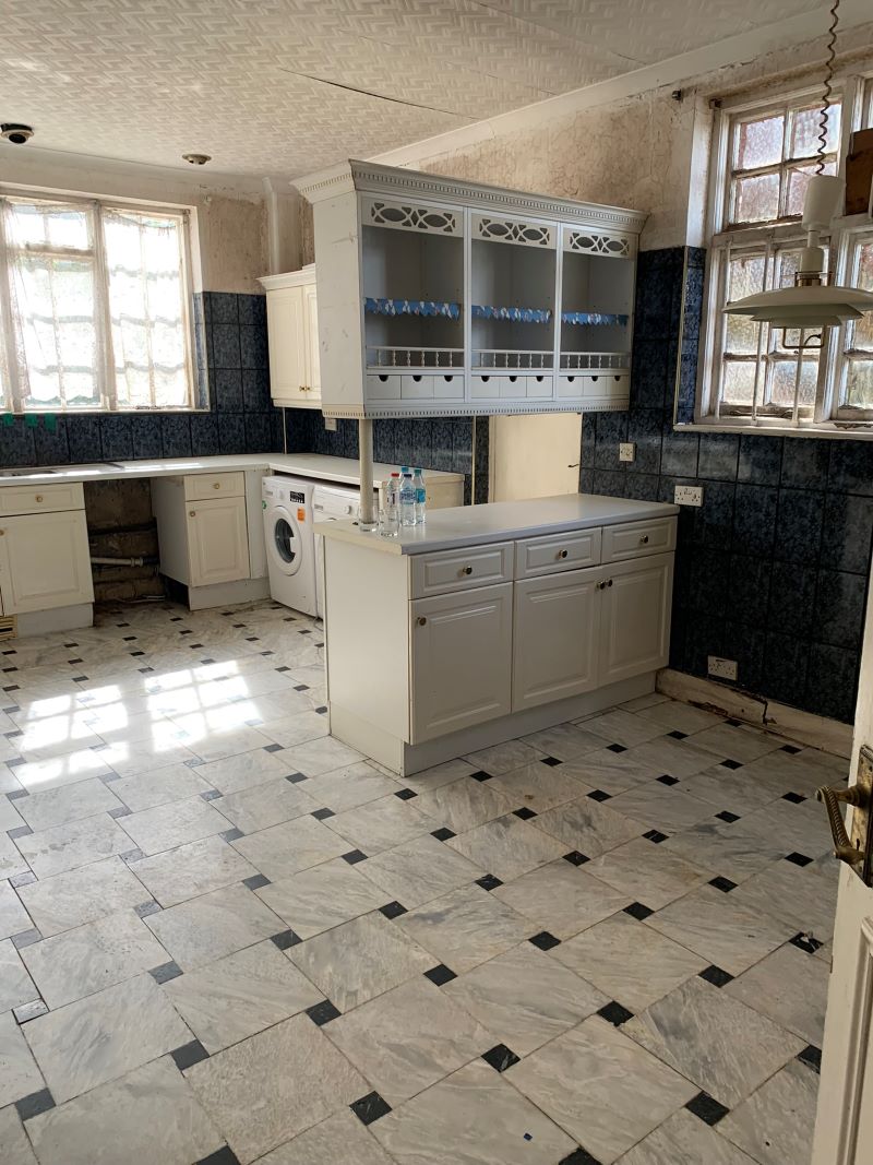 95 West Heath Road, West Hampstead, London, NW3 7TN