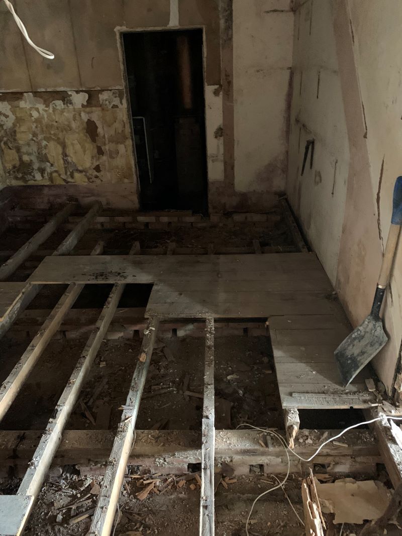 95 West Heath Road, West Hampstead, London, NW3 7TN