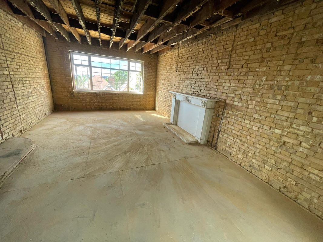 95 West Heath Road, West Hampstead, London, NW3 7TN