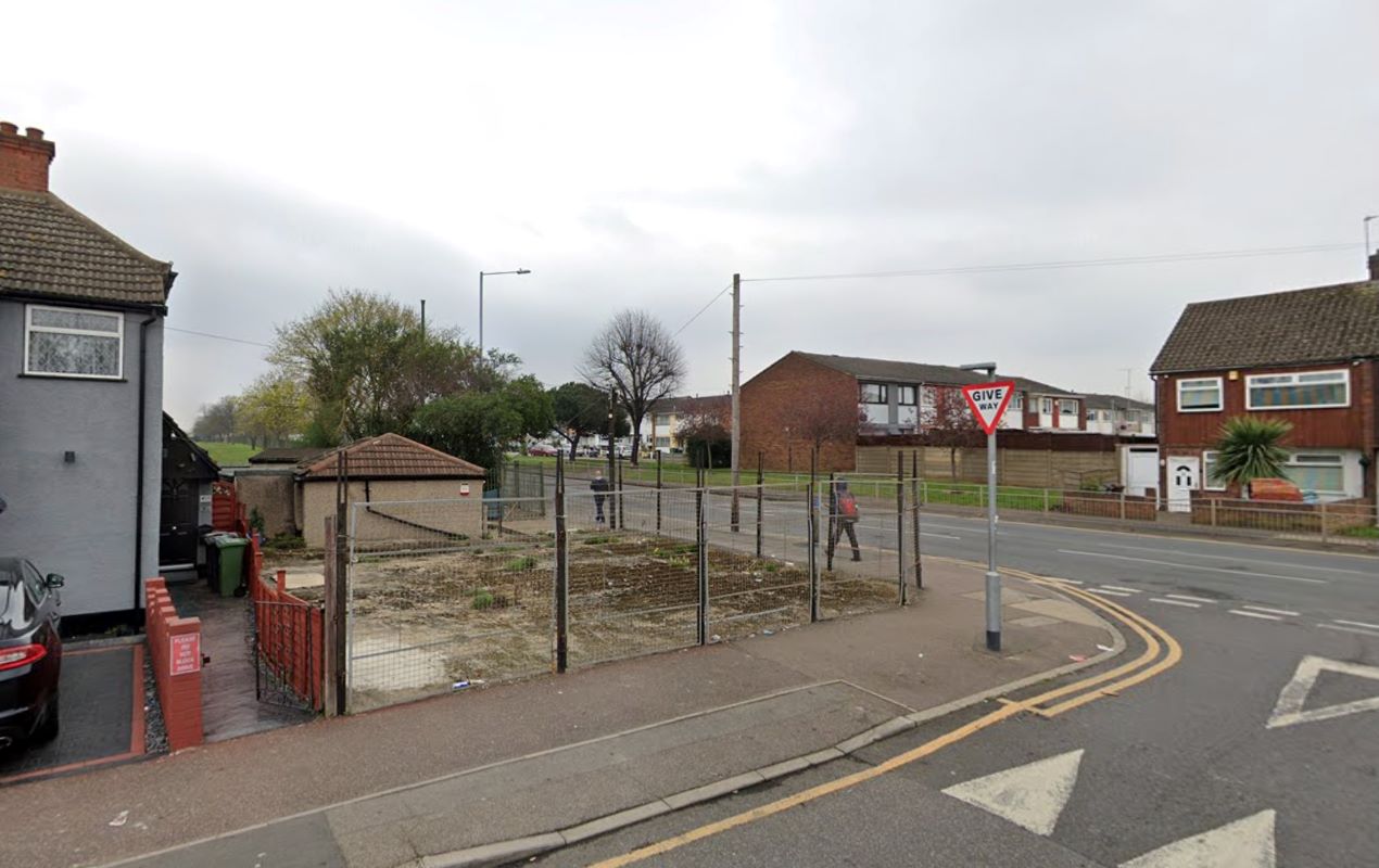 Land Adjacent To, 115 School Road — photo 3 of 4