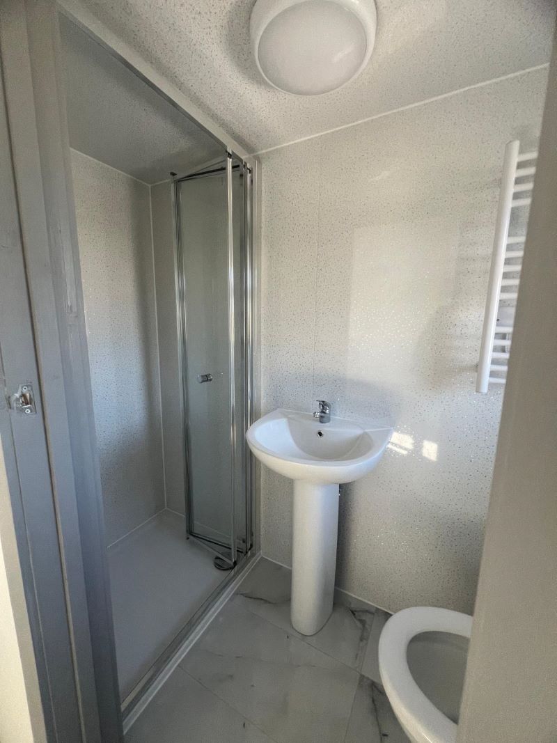 5 Weald Lane, Harrow, Middlesex, HA3 5EU