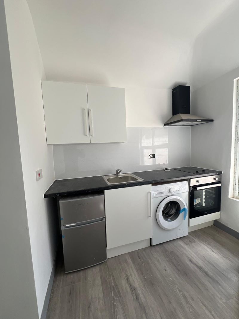 5 Weald Lane, Harrow, Middlesex, HA3 5EU