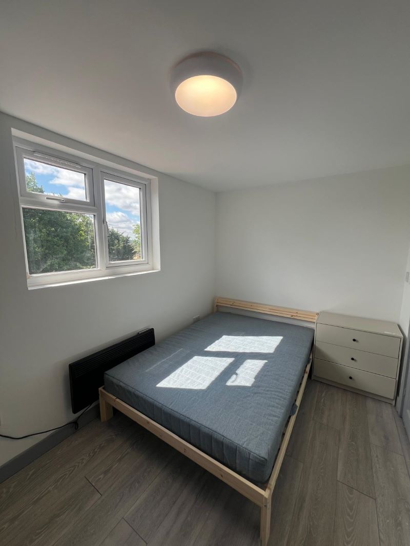 5 Weald Lane, Harrow, Middlesex, HA3 5EU