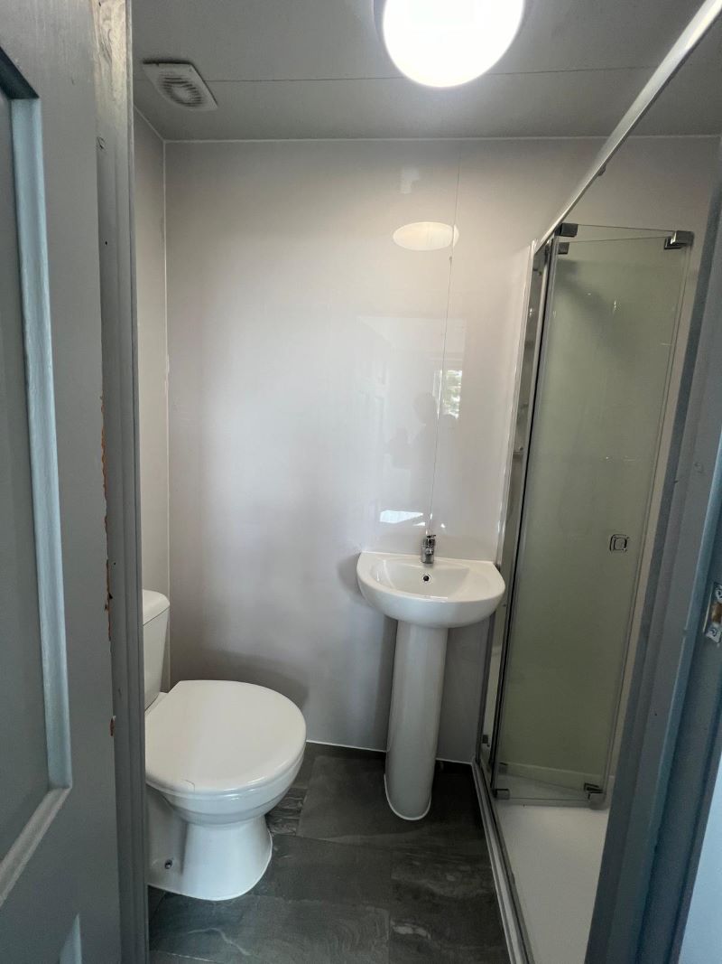 5 Weald Lane, Harrow, Middlesex, HA3 5EU