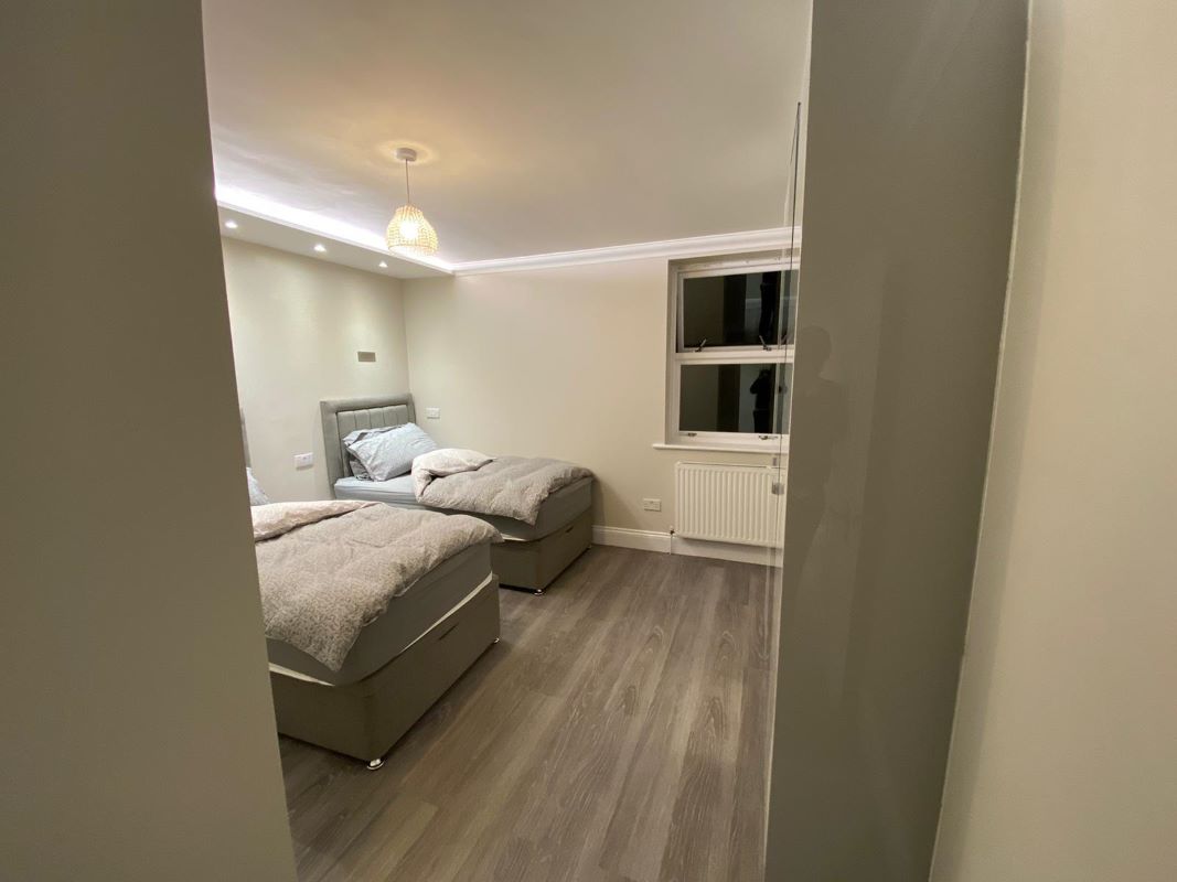 Flat 6 Manor House, 34 Manor Road, Bournemouth, Dorset, BH1 3EZ