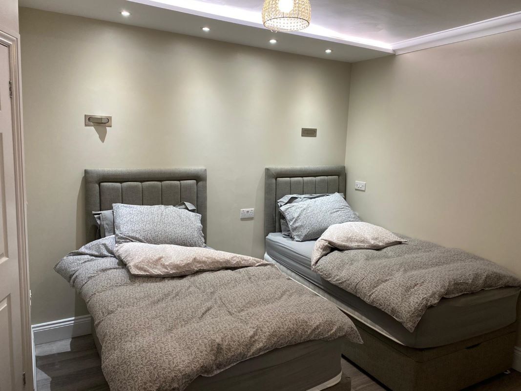 Flat 6 Manor House, 34 Manor Road, Bournemouth, Dorset, BH1 3EZ