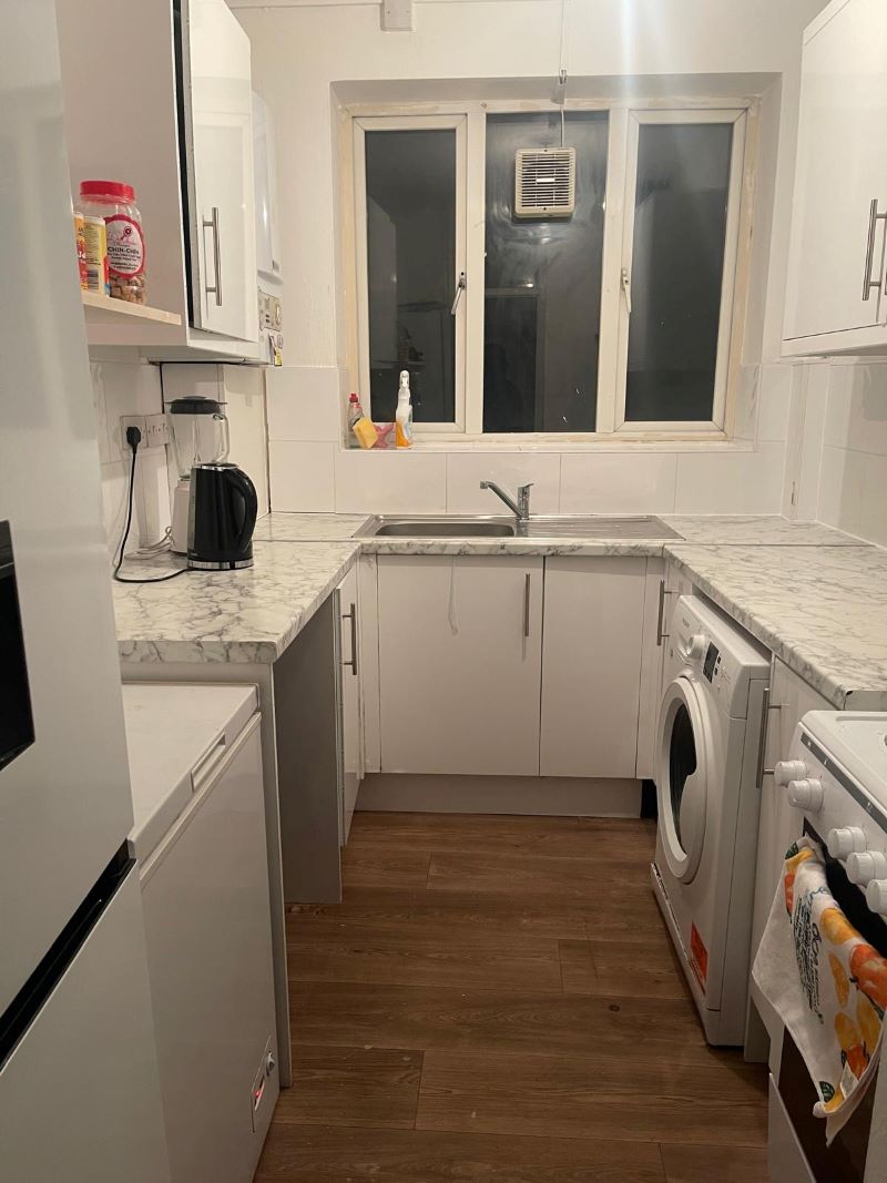 Flat 8, Talbot Court, Blackbird Hill, London, NW9 8SB