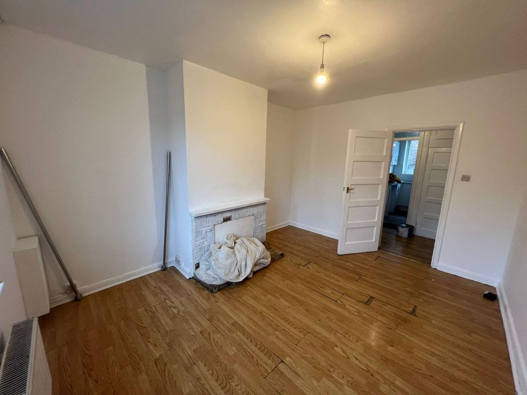 Flat 8, Talbot Court, Blackbird Hill, London, NW9 8SB