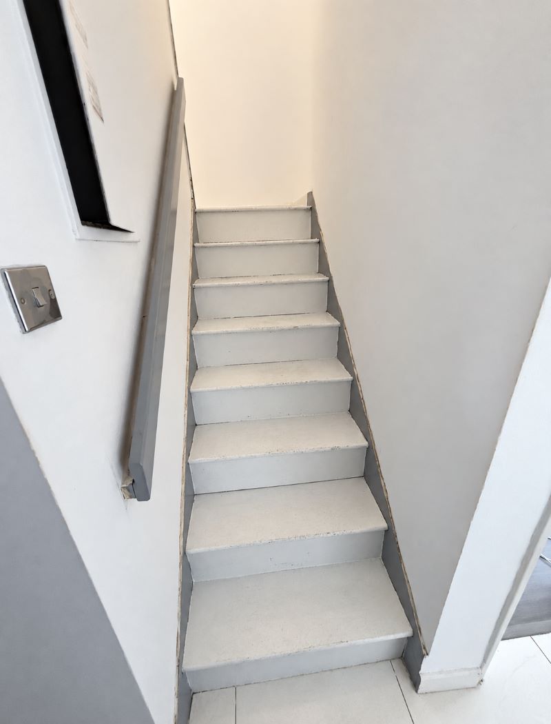 35 Tavistock Crescent — photo 6 of 7