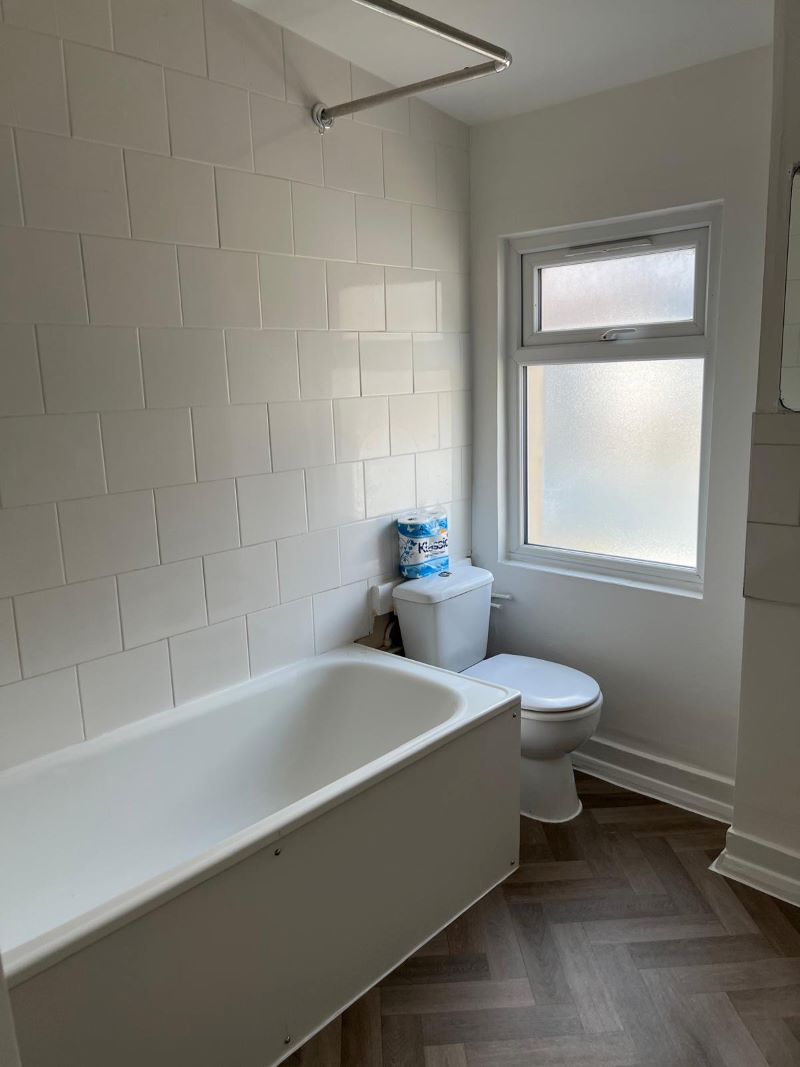 23 Conley Road, Willesden — photo 3 of 6