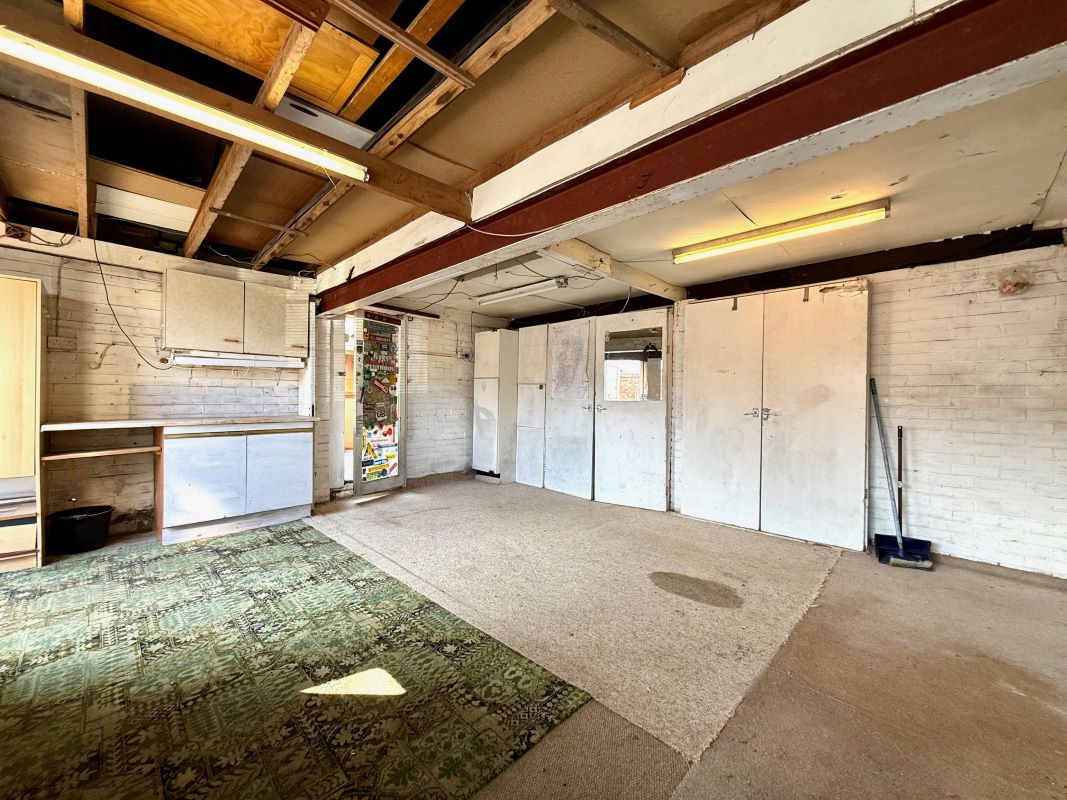 30 Cranleigh Road, Lowestoft, Suffolk, NR33 7EX