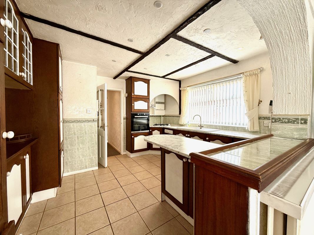 30 Cranleigh Road, Lowestoft, Suffolk, NR33 7EX