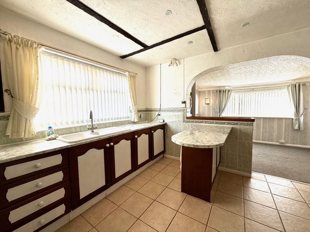 30 Cranleigh Road, Lowestoft, Suffolk, NR33 7EX