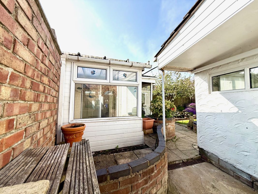 30 Cranleigh Road, Lowestoft, Suffolk, NR33 7EX