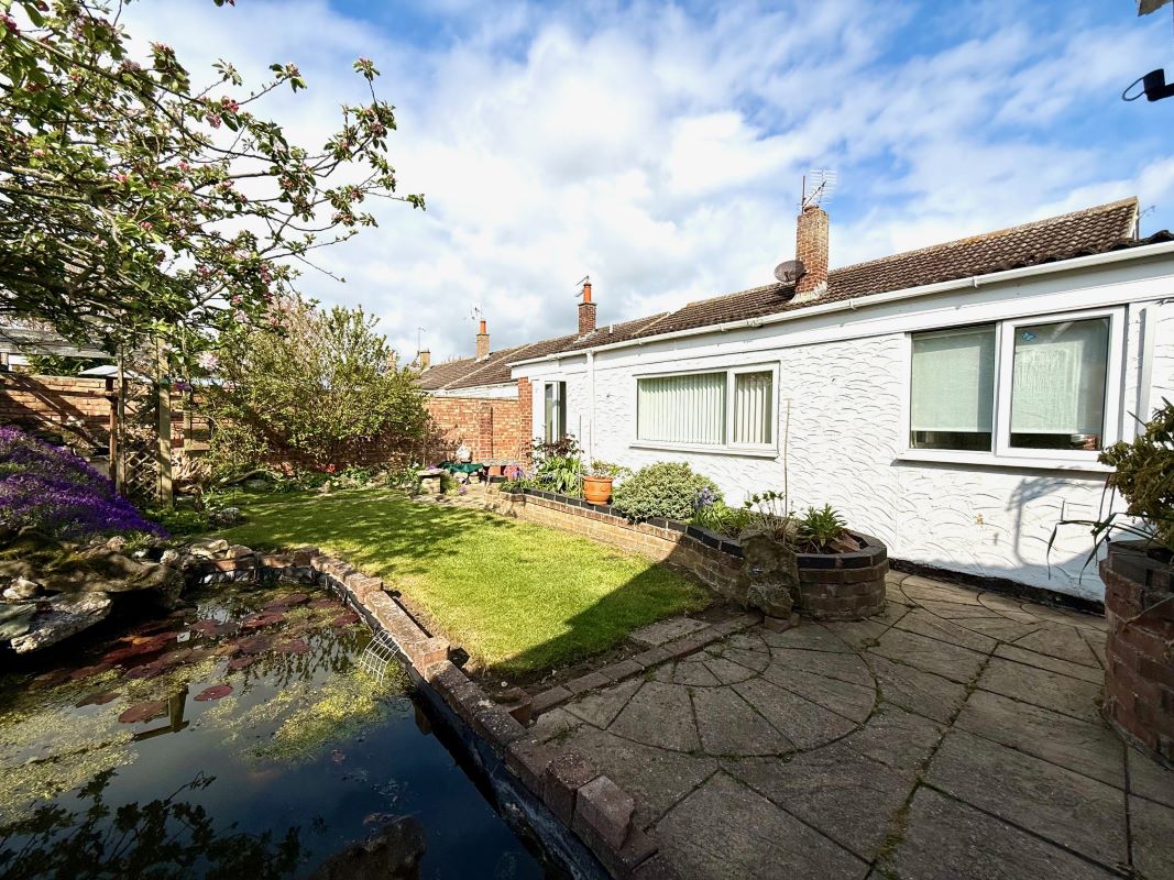 30 Cranleigh Road, Lowestoft, Suffolk, NR33 7EX