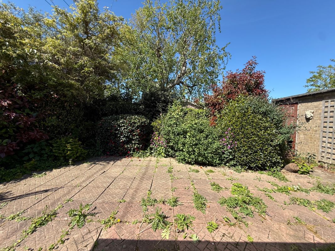 Rosebank, 70 Salhouse Road, Little Plumstead, Norwich, Norfolk, NR13 5HX