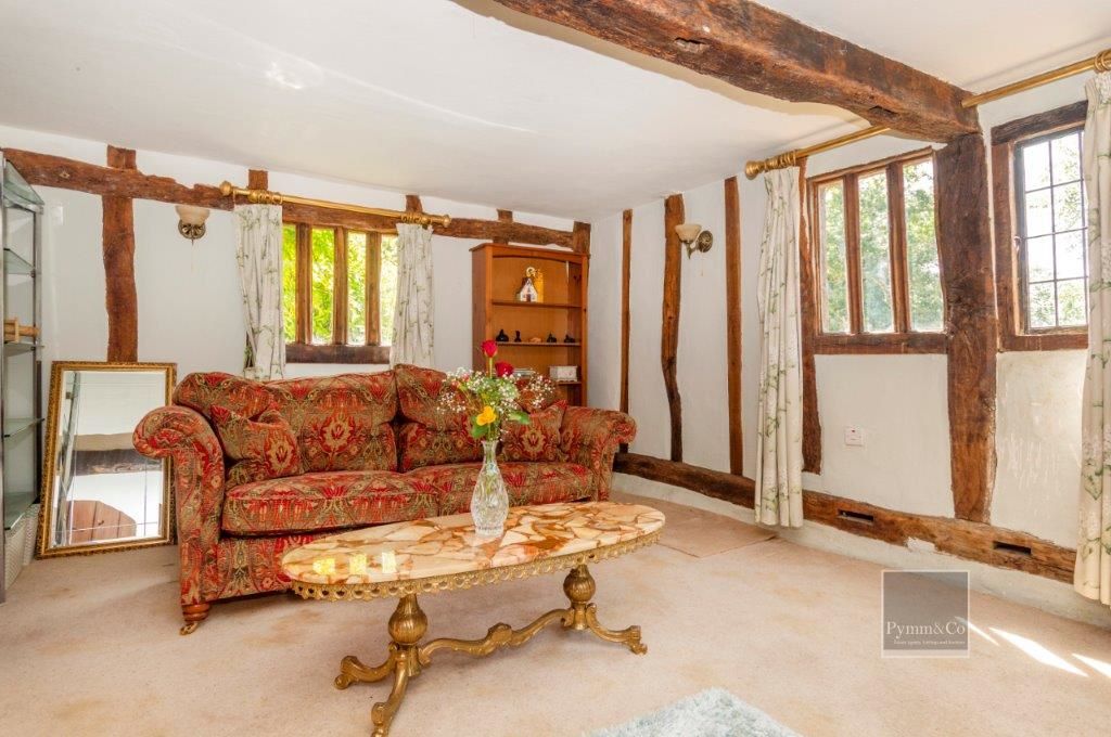 High Common Cottage, Wymondham Road, Wreningham, Norwich, Norfolk, NR16 1AY