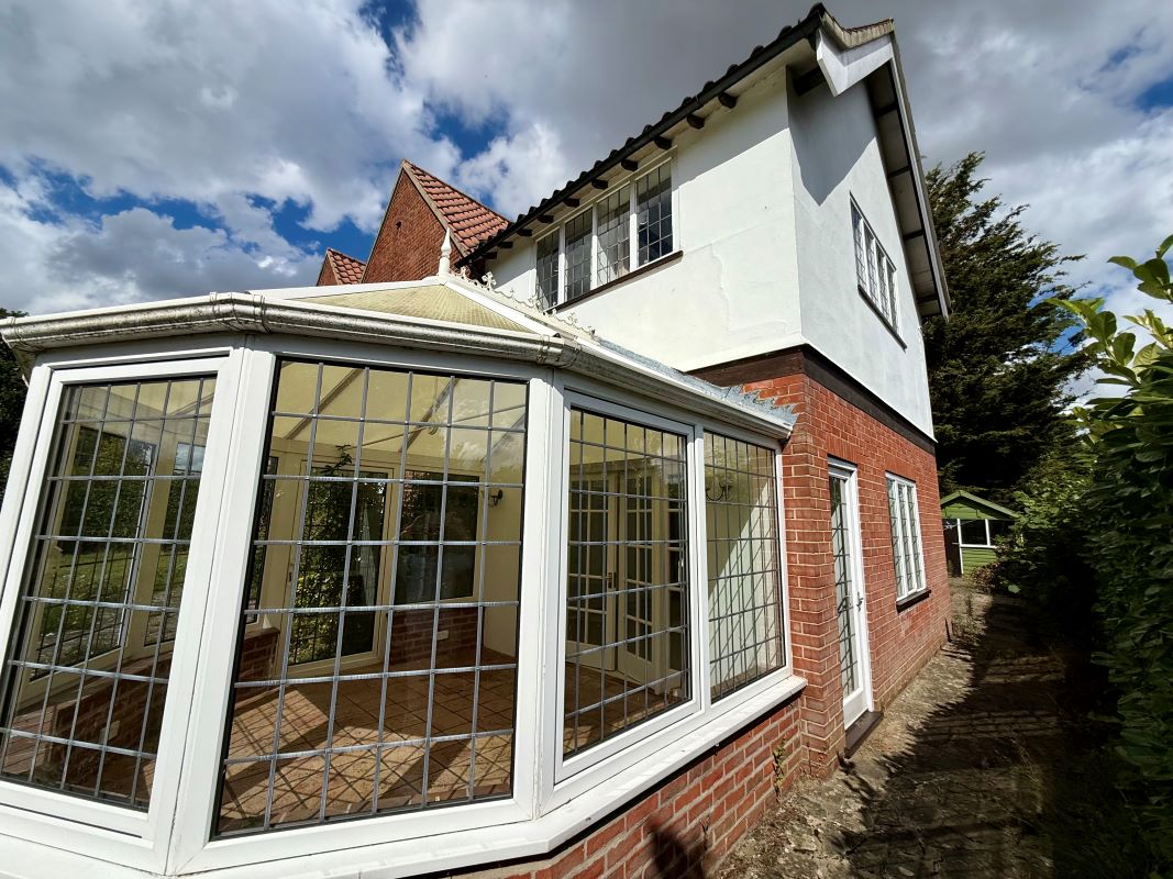 10 Strumpshaw Road, Brundall, Norwich, Norfolk, NR13 5PA