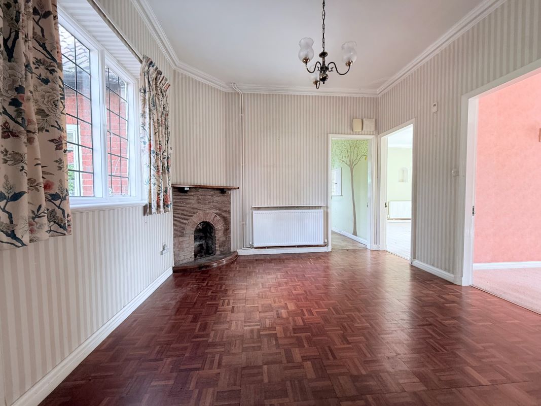 10 Strumpshaw Road, Brundall, Norwich, Norfolk, NR13 5PA