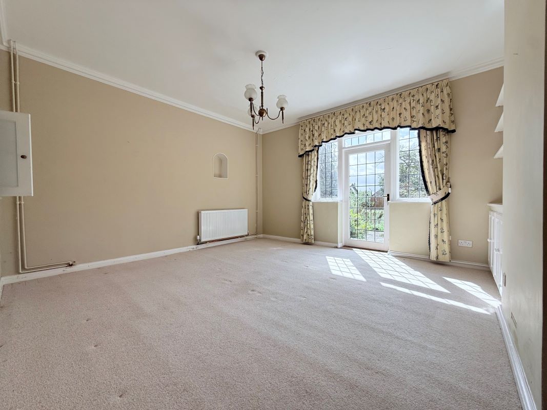 10 Strumpshaw Road, Brundall, Norwich, Norfolk, NR13 5PA