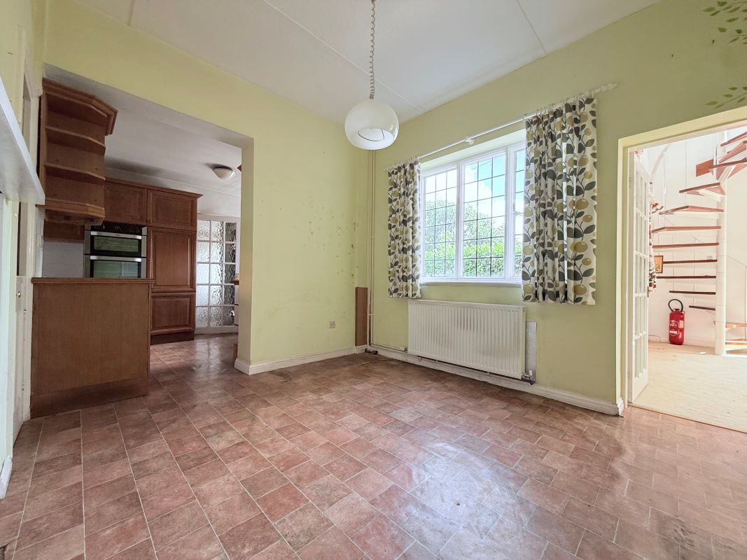 10 Strumpshaw Road, Brundall, Norwich, Norfolk, NR13 5PA