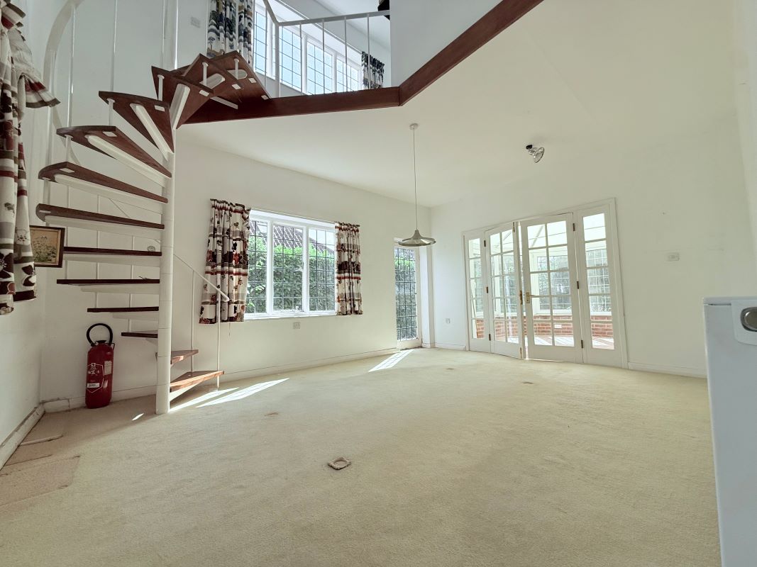 10 Strumpshaw Road, Brundall, Norwich, Norfolk, NR13 5PA