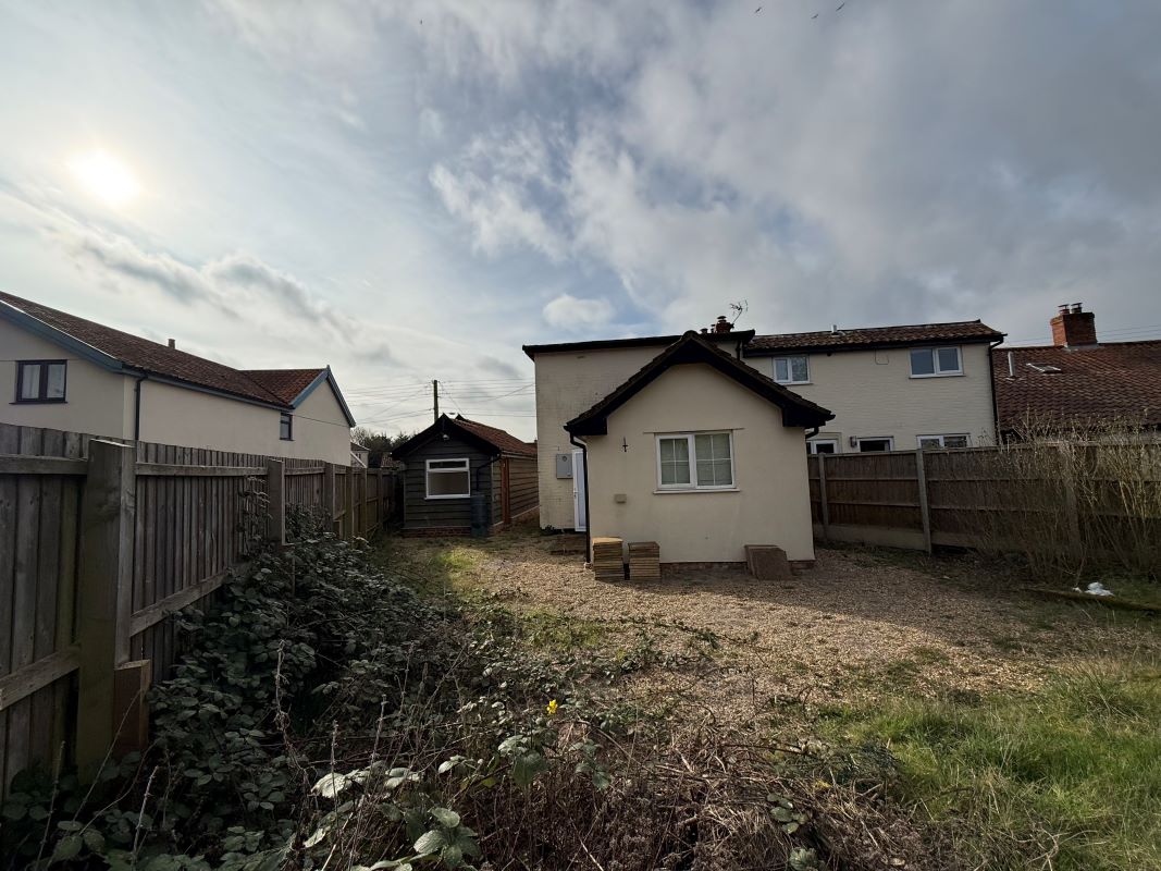 16, Fen Street, Old Buckenham, Attleborough, Norfolk, NR17 1SR
