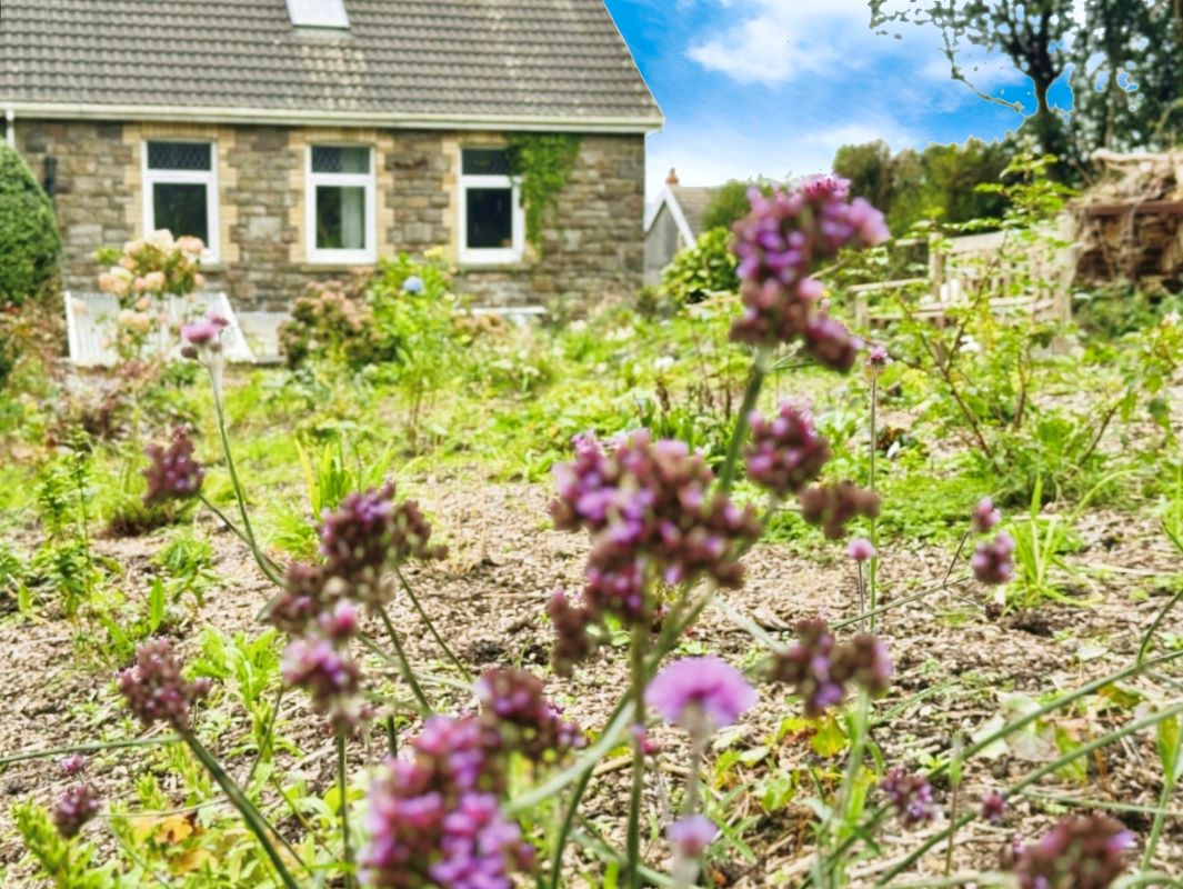 20 Heol Y Bryn, Upper Tumble, Llanelli, Dyfed, SA14 6DP