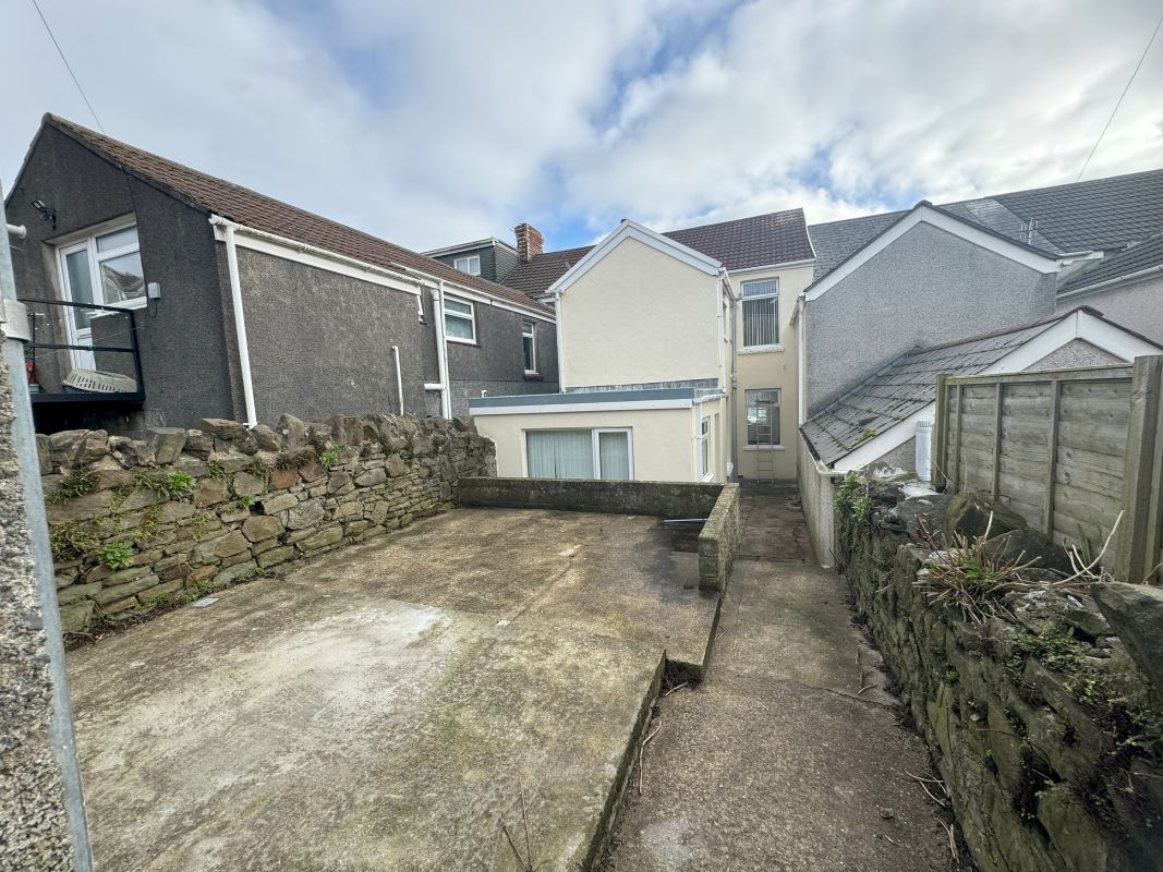 14 Ysgol Street, Port Tennant, Swansea, West Glamorgan, SA1 8LE