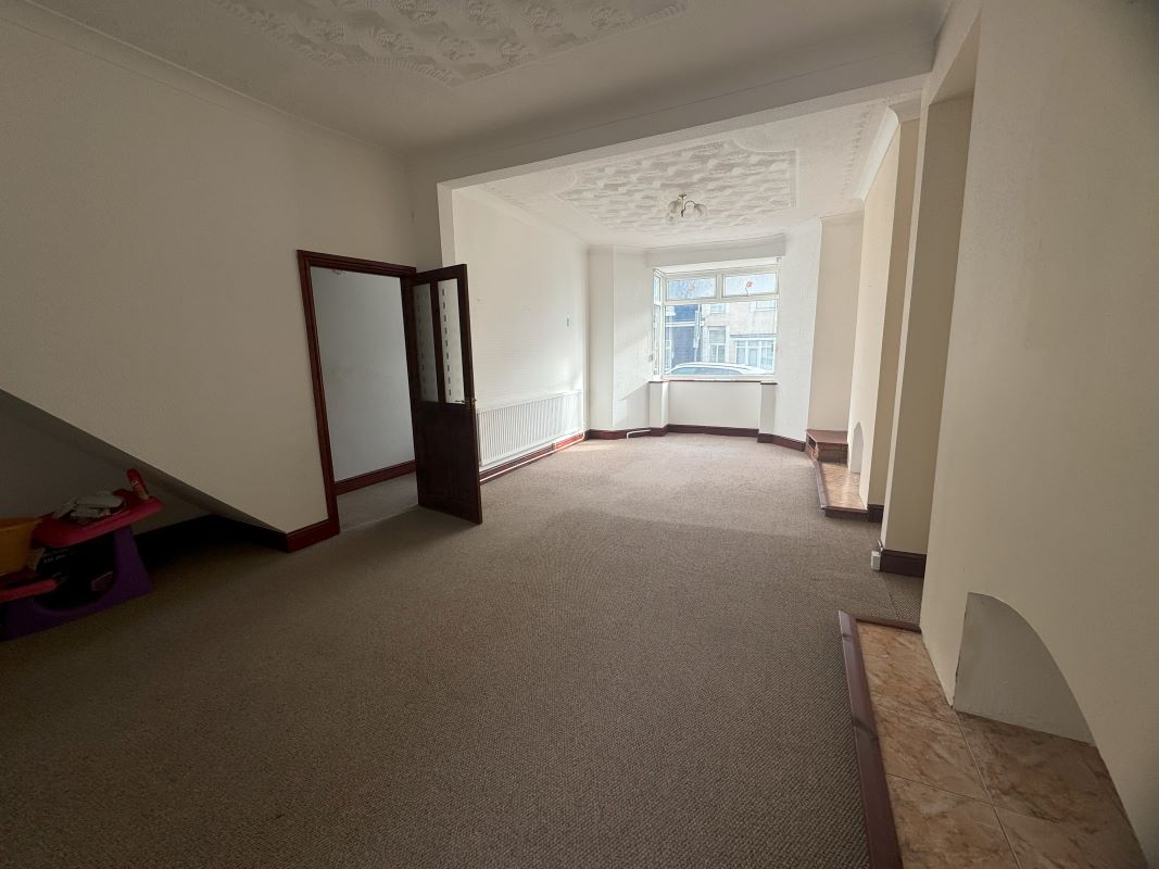 14 Ysgol Street, Port Tennant, Swansea, West Glamorgan, SA1 8LE