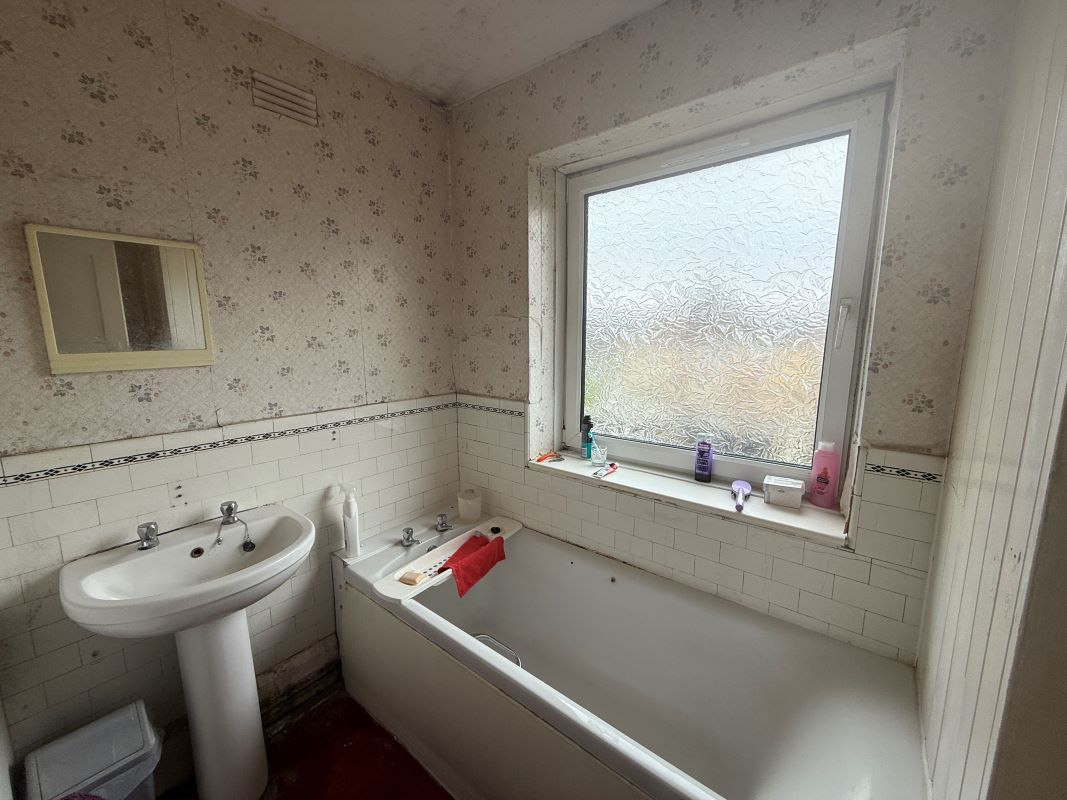 26 Townhill Road, Cockett, Swansea, West Glamorgan, SA2 0UR