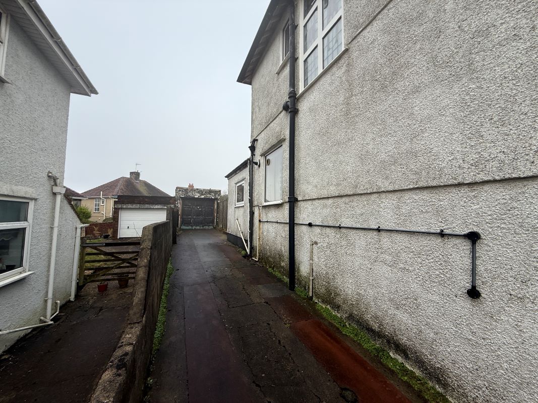 26 Townhill Road, Cockett, Swansea, West Glamorgan, SA2 0UR