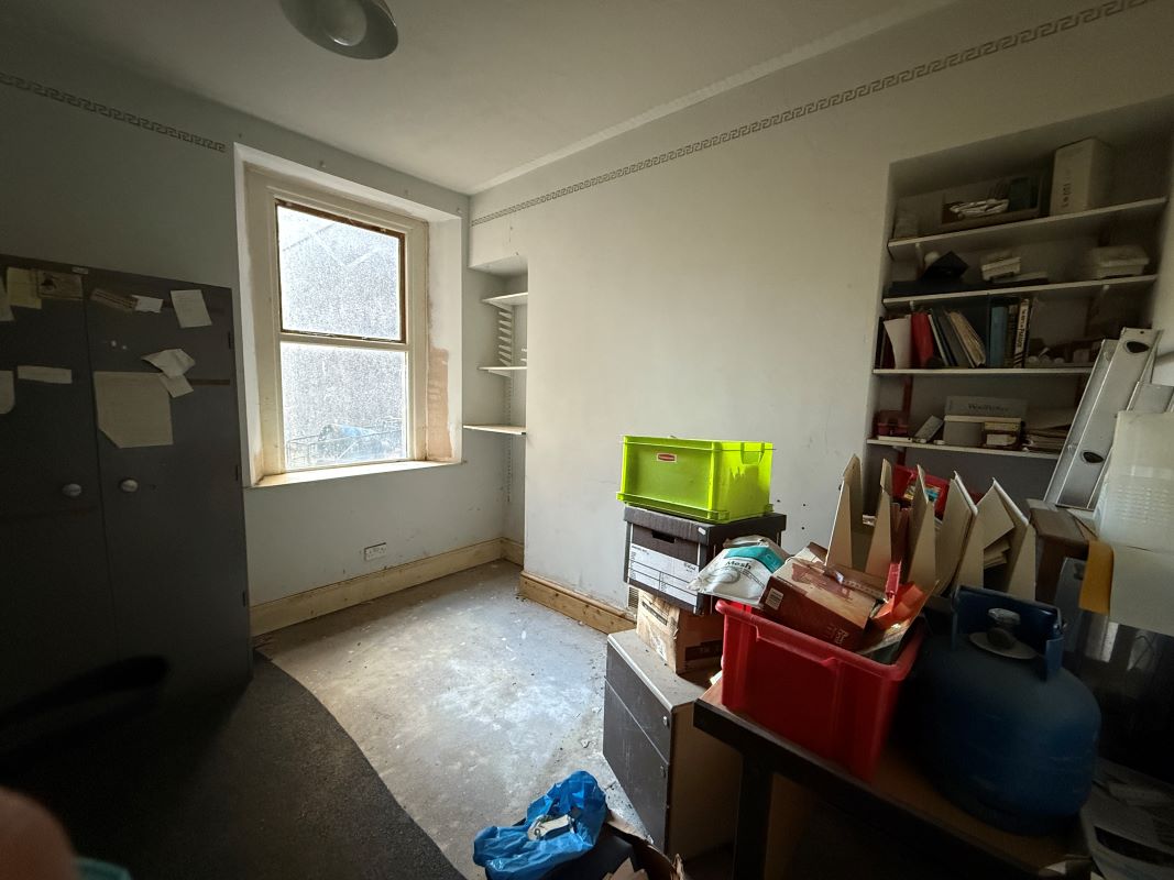 39 Rhyddings Park Road, Brynmill, Swansea, West Glamorgan, SA2 0AF