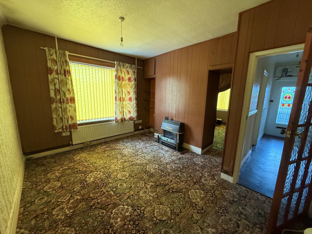 92 Glynhir Road, Pontarddulais, Swansea, West Glamorgan, SA4 8PU