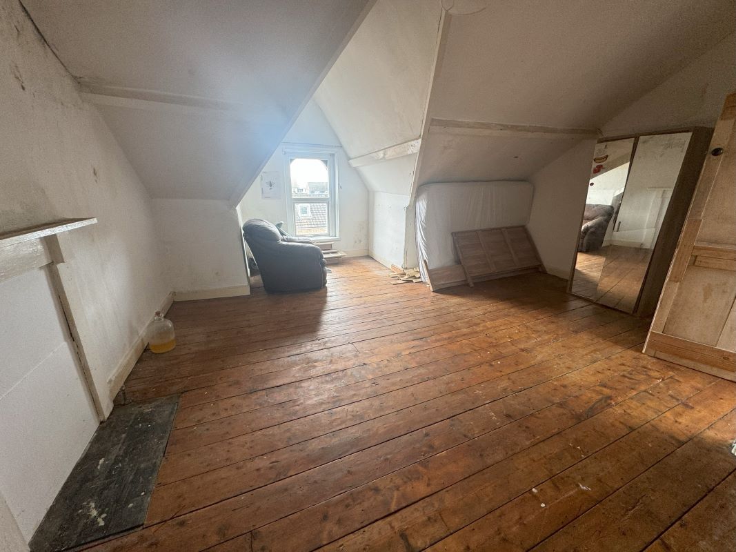 91 King Edward's Road, Swansea, West Glamorgan, SA1 4LU