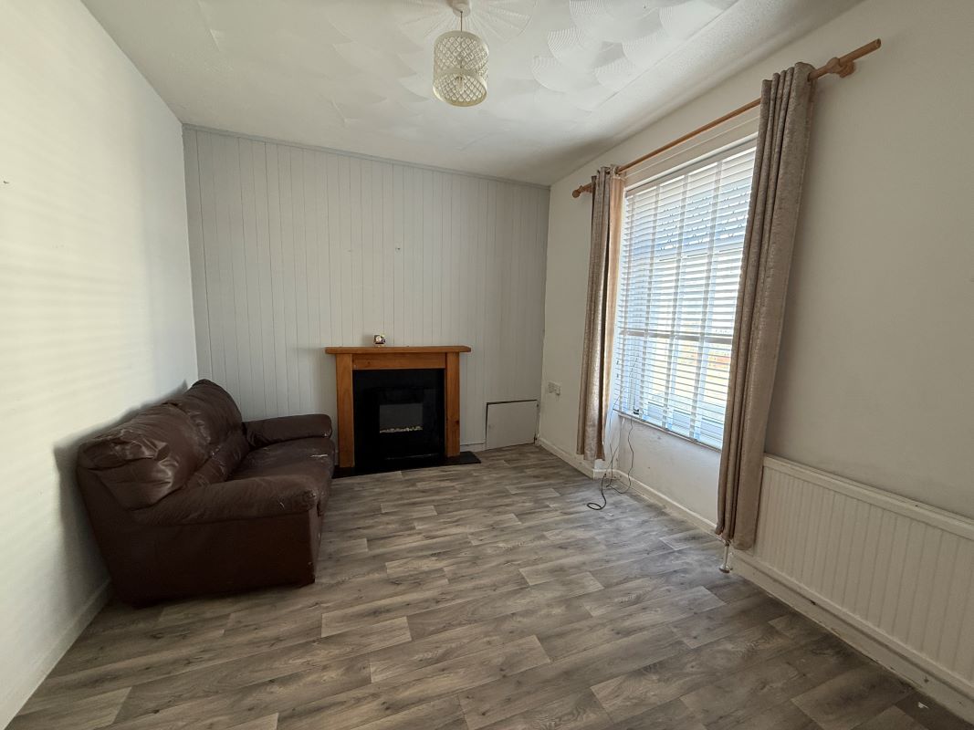 62 Stepney Road, Burry Port, Dyfed, SA16 0BE