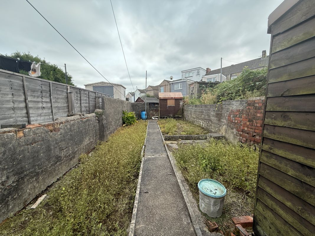 68 Mysydd Road, Landore, Swansea, West Glamorgan, SA1 2QD