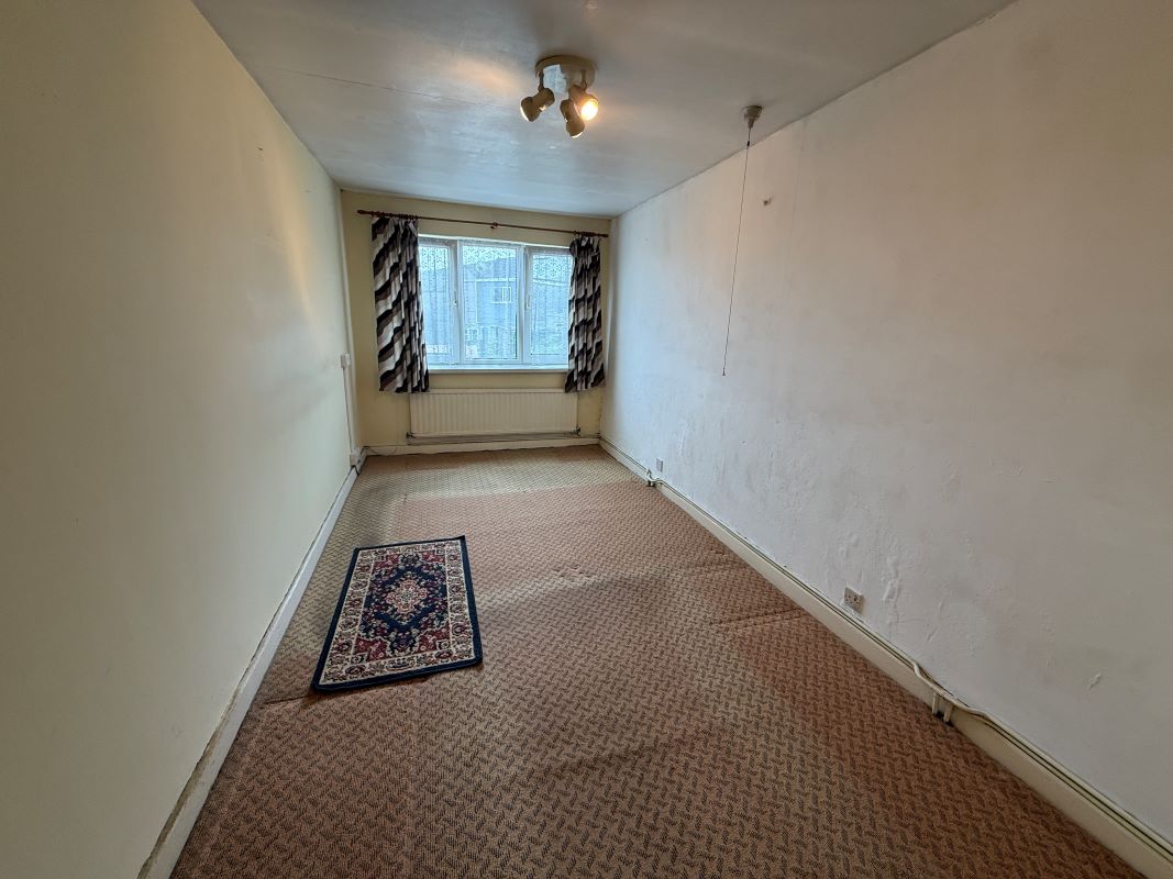 68 Mysydd Road, Landore, Swansea, West Glamorgan, SA1 2QD