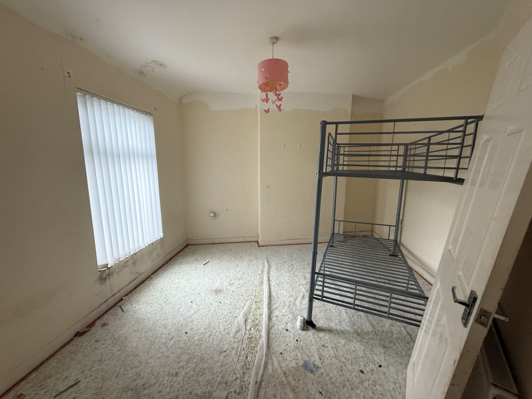 3 Phyllis Street, Cwmdu, Swansea, West Glamorgan, SA5 8HA