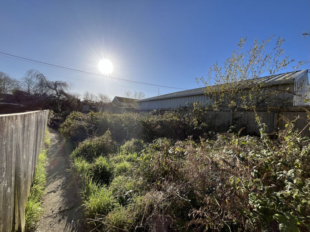 Walsall Cottage, Pentre Road, St. Clears, Carmarthen, Dyfed, SA33 4LR