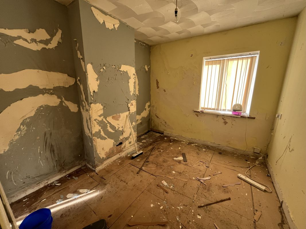 111 Pant Y Celyn Road, Townhill, Swansea, West Glamorgan, SA1 6ND