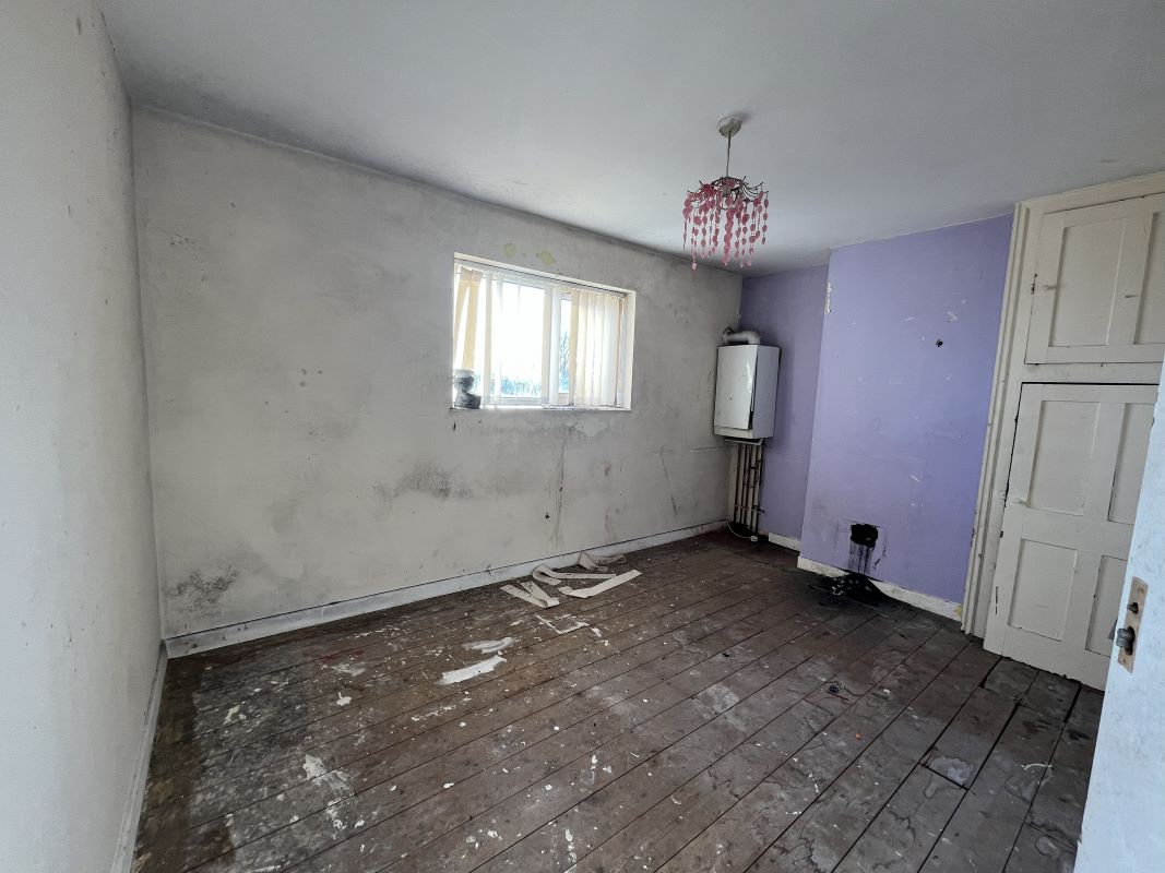 111 Pant Y Celyn Road, Townhill, Swansea, West Glamorgan, SA1 6ND