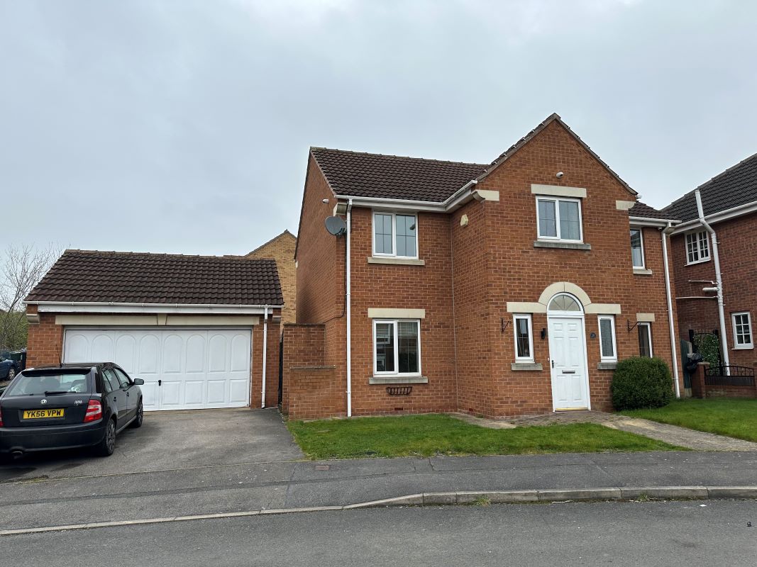 Longcliffe Close, South Yorkshire, S72 8WJ - Online Auctions