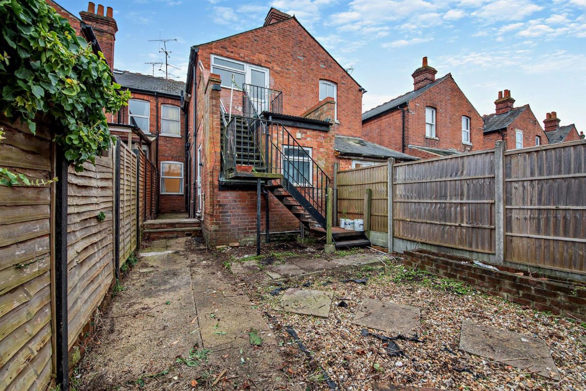 Flat 1, 413 London Road, Reading, Reading, RG1 3PE