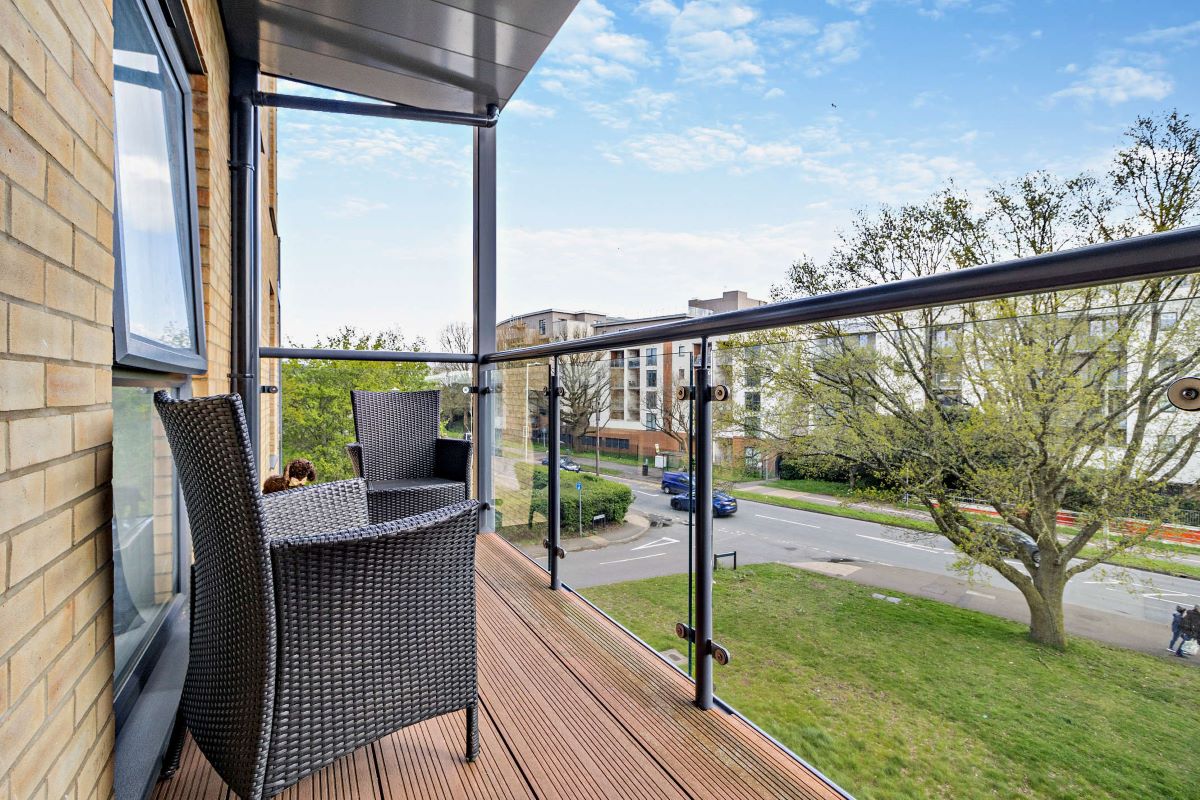 Flat 7 Hayworth House, Todd Close, Borehamwood, WD6 1AB