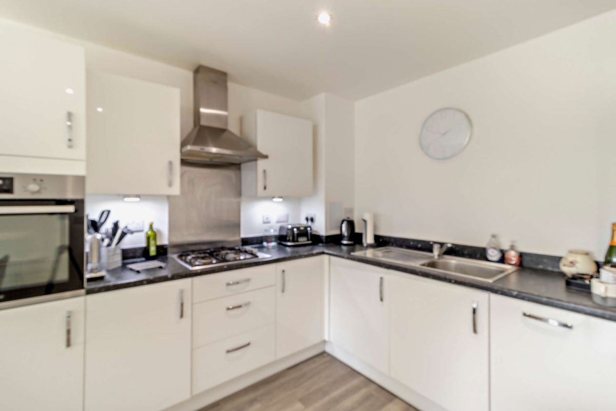 Flat 7 Hayworth House, Todd Close, Borehamwood, WD6 1AB