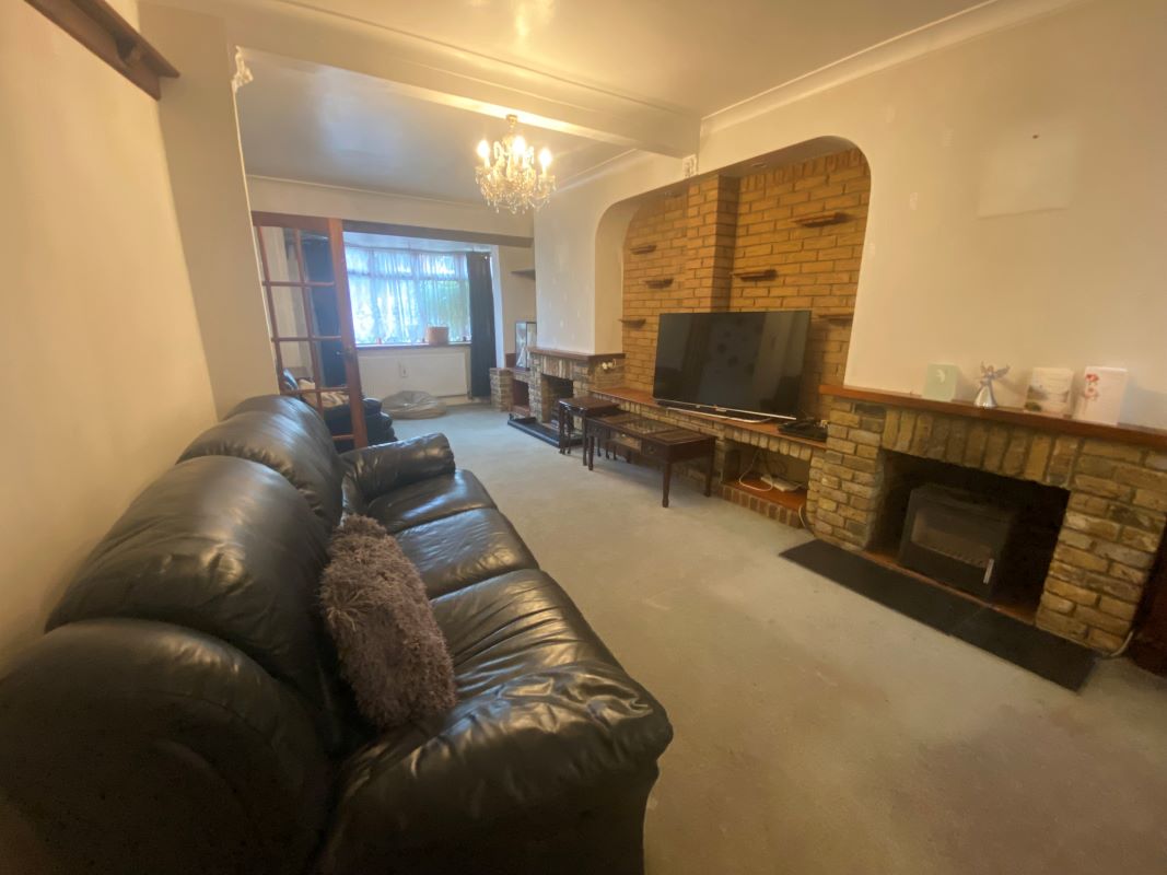 63 Manor Park Road, East Finchley, London, N2 0SN