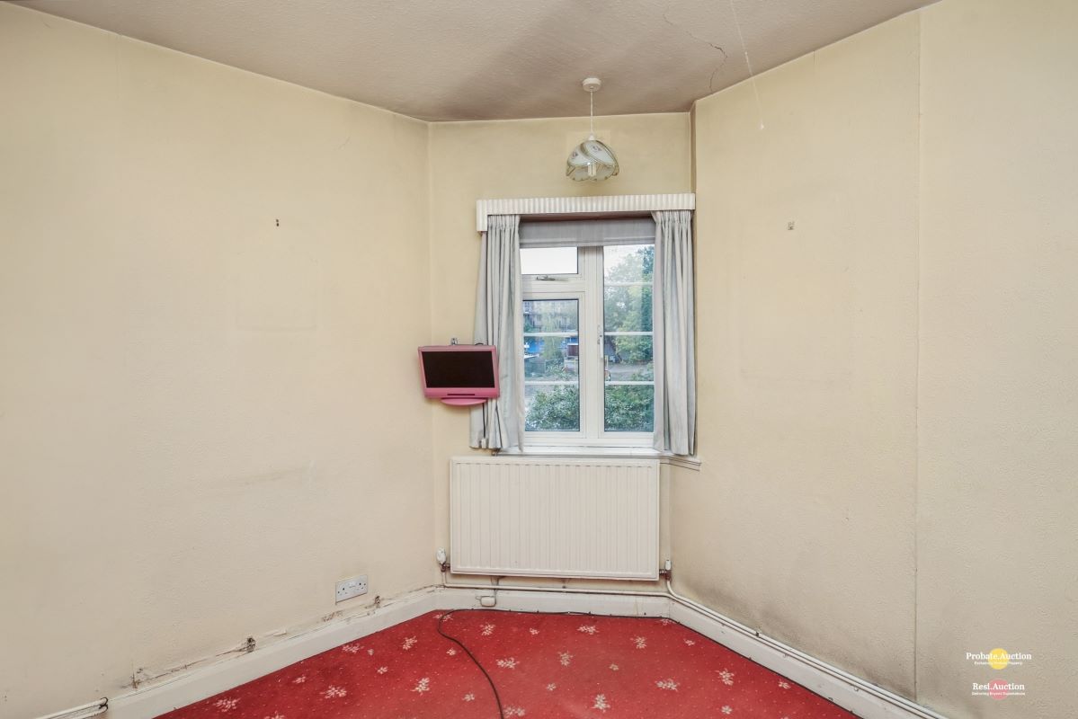 100 Alexandra Court, Empire Way, Wembley, Middlesex, HA9 0QZ