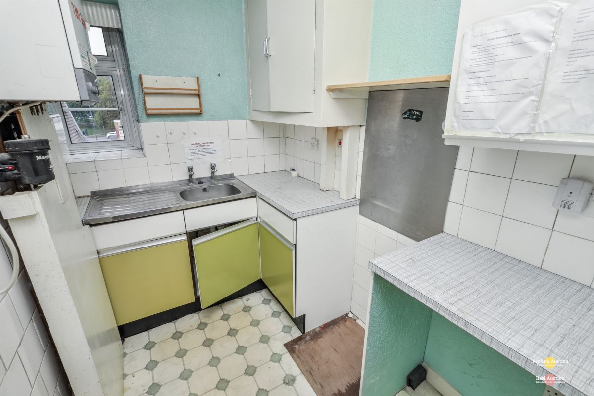 100 Alexandra Court, Empire Way, Wembley, Middlesex, HA9 0QZ